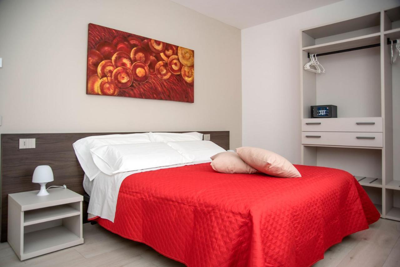 Camelot Red - Appartamenti Verona Exterior foto